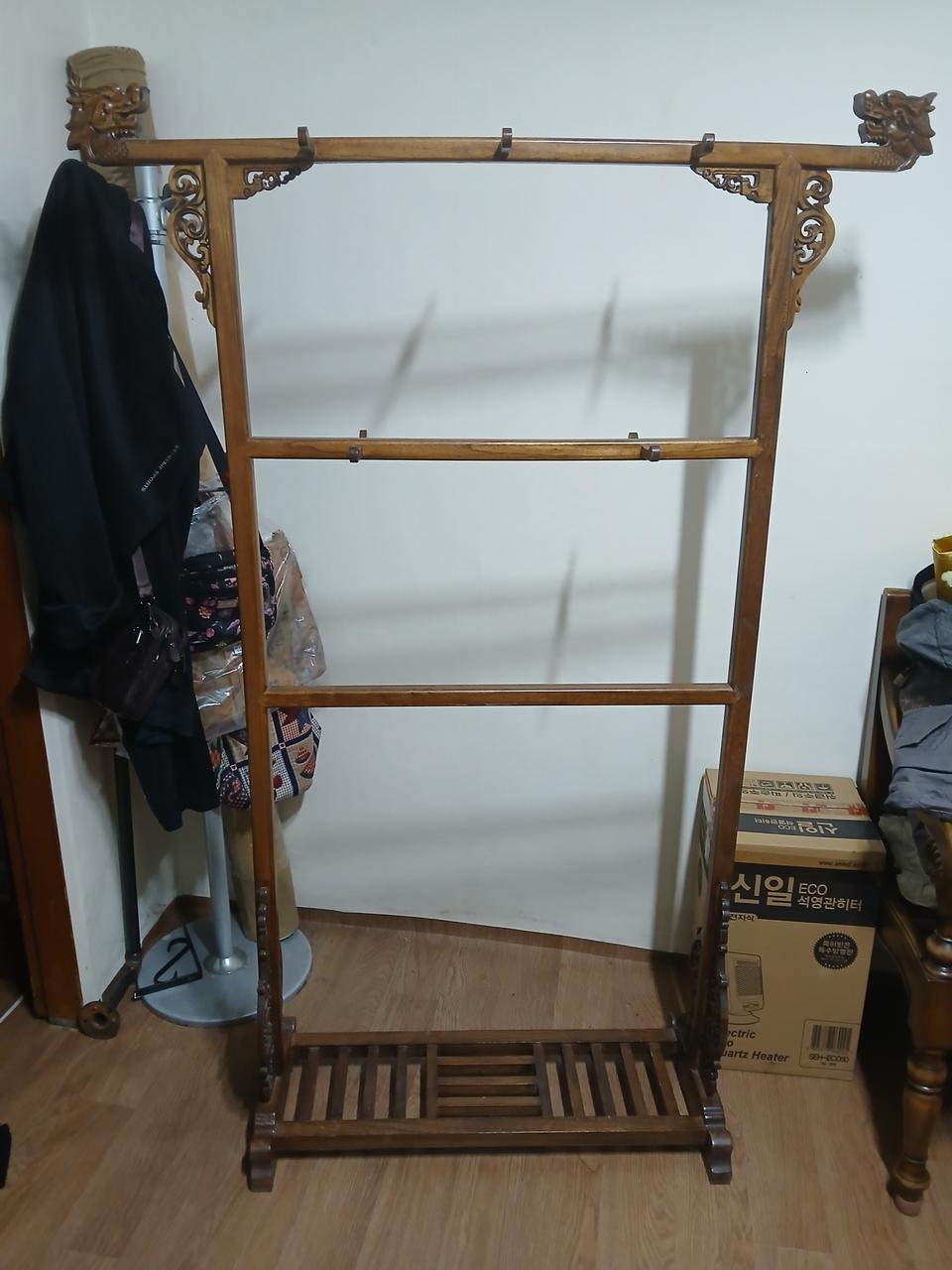 용머리원목행거