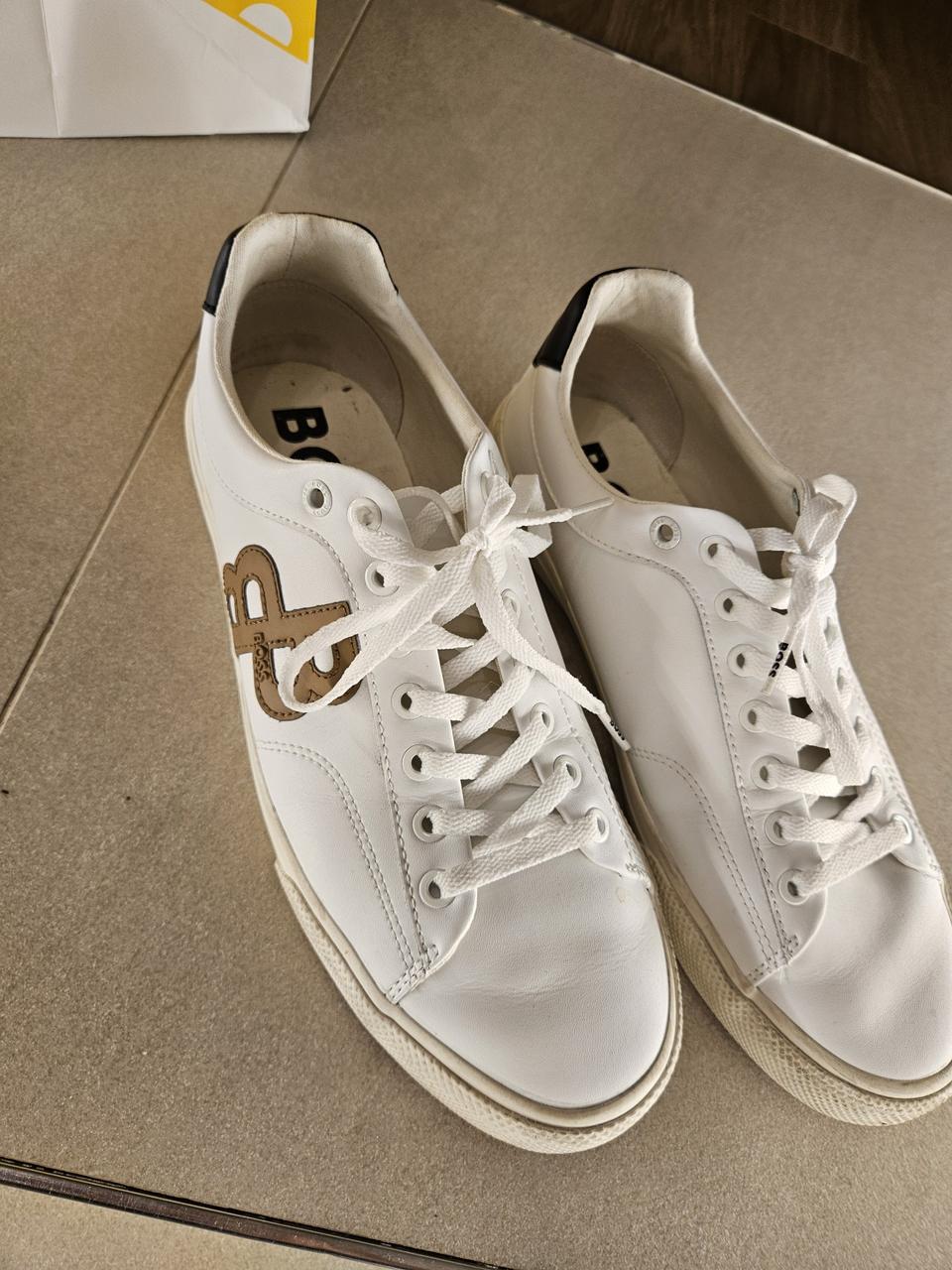 boss 남성 스니커