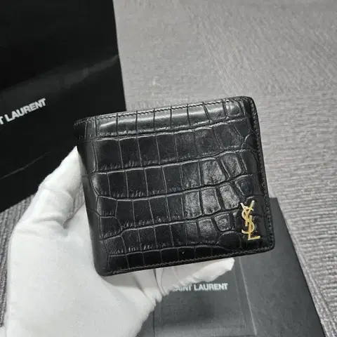 [정품]입생로랑 크로커다일 반지갑