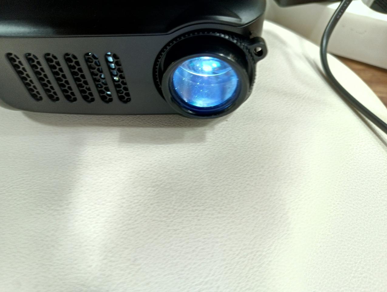 가정용 캠핑 휴대용 초미니빔프로젝터