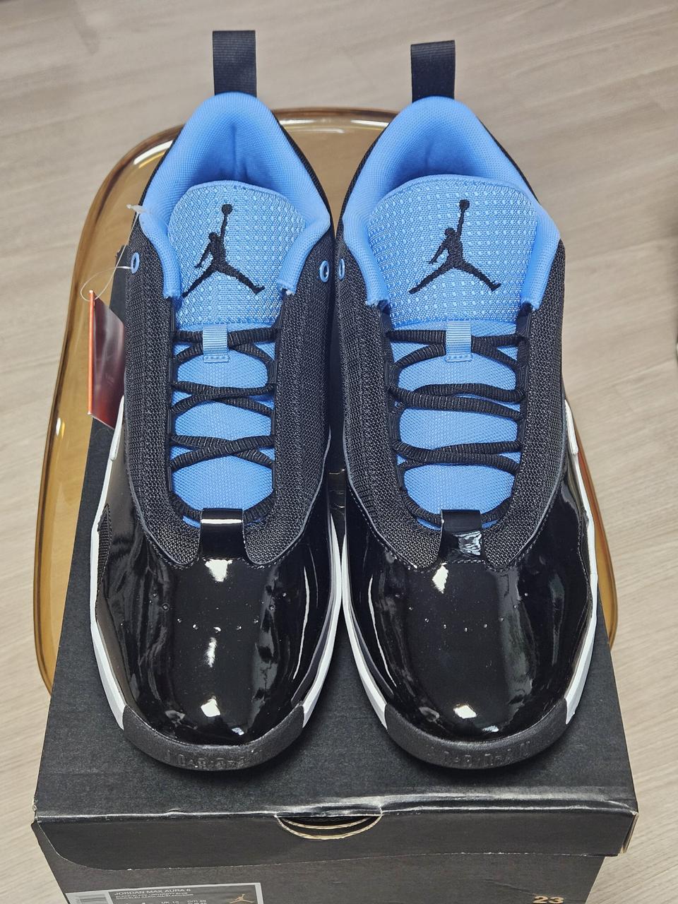 나이키 매장판 나코탭 조던 맥스 아우라6 새제품 290mm