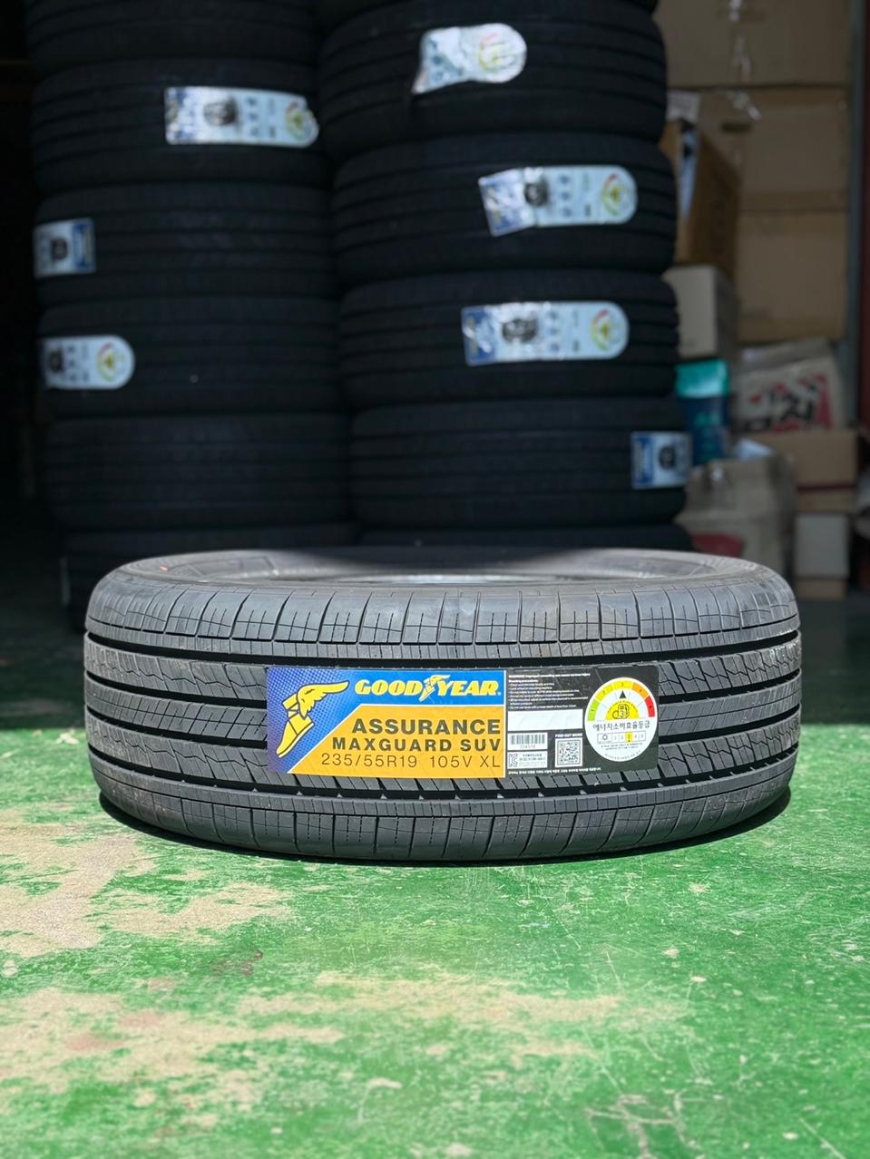 2355519굿이어 어슈어런스맥스가드 판매합니다 235 55 19 타이어
