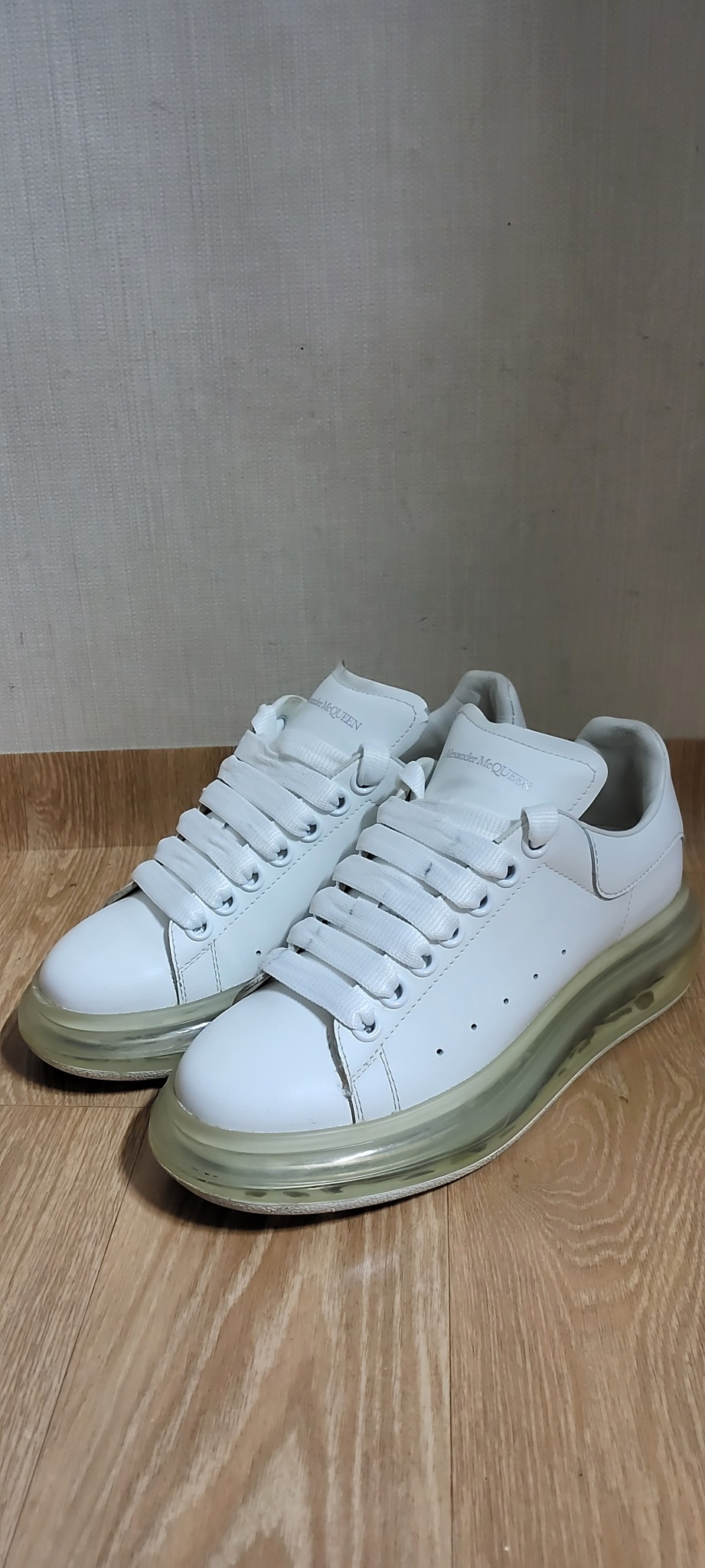(36.5/235)알렉산더맥퀸 에어솔 스니커즈 맥퀸운동화