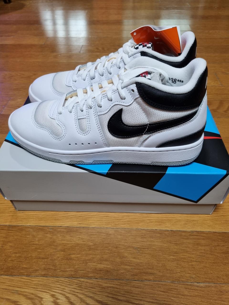 (안전결제.새상품)나이키 운동화  사이즈270