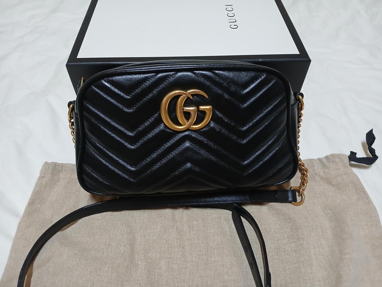 구찌 GG 마몽 마틀라쎄 스몰 숄더 앤 크로스백