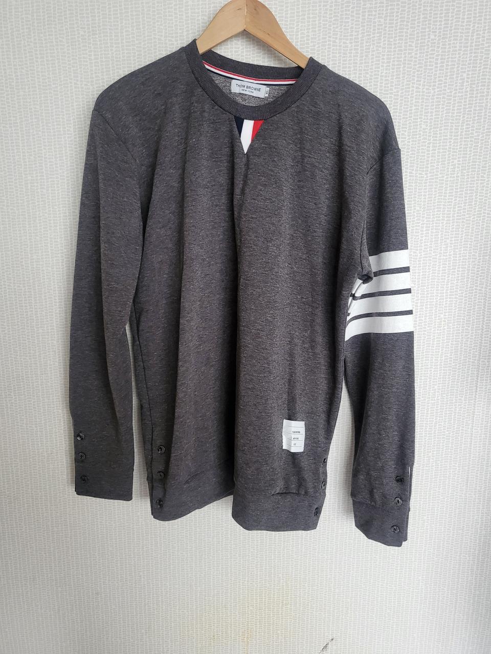 톰브라운 진그레이 맨투맨형