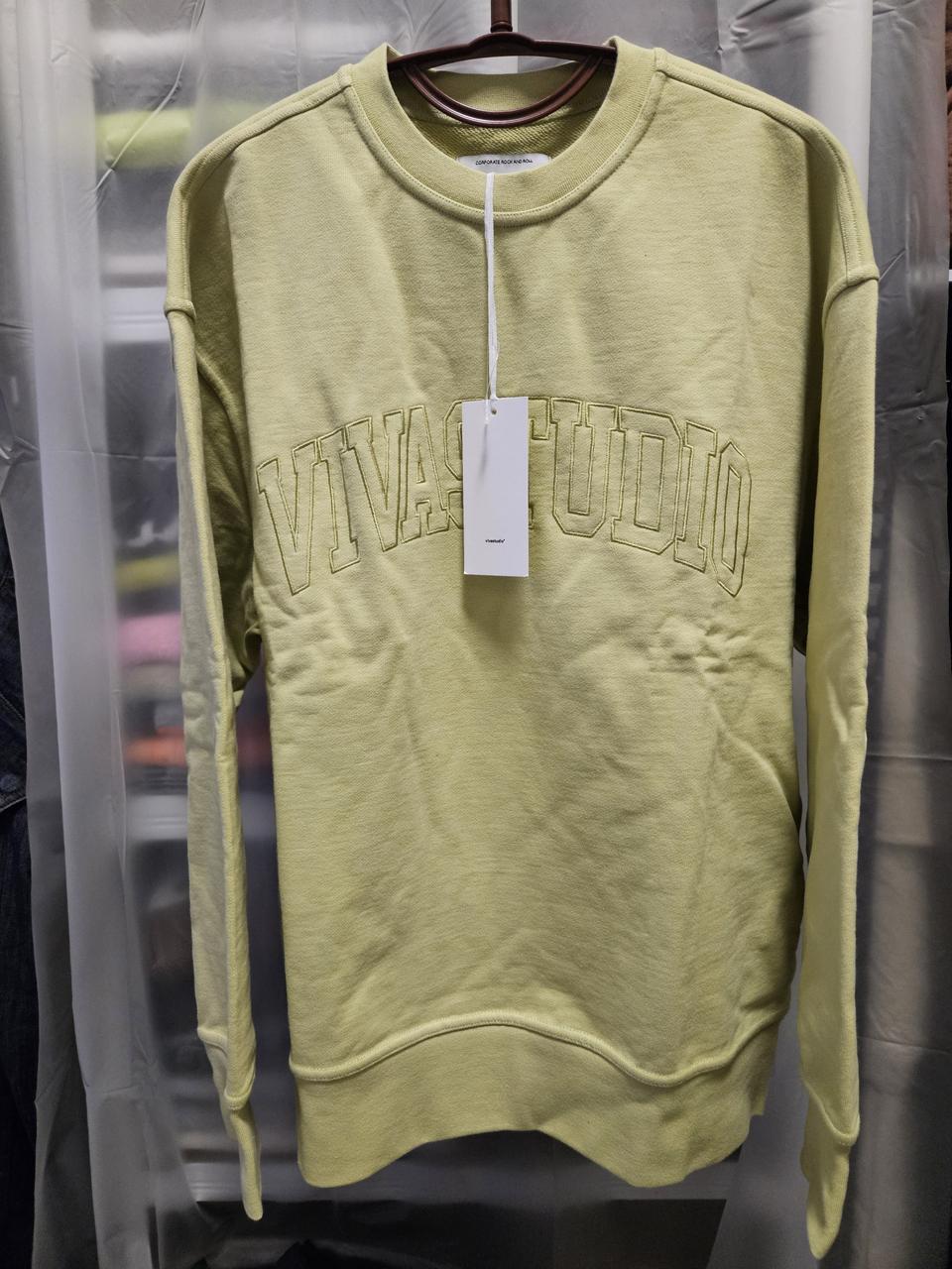 비바스튜디오 맨투맨 티셔츠