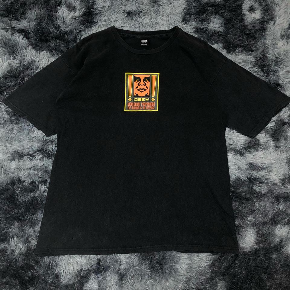 오베이 익스클레메이션 반팔 티셔츠