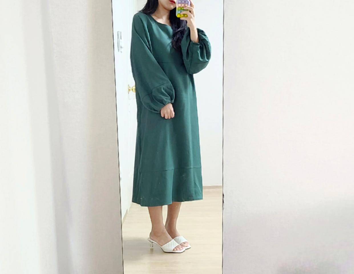 슈라루 청록그린 루즈핏 퍼프소매 롱 원피스