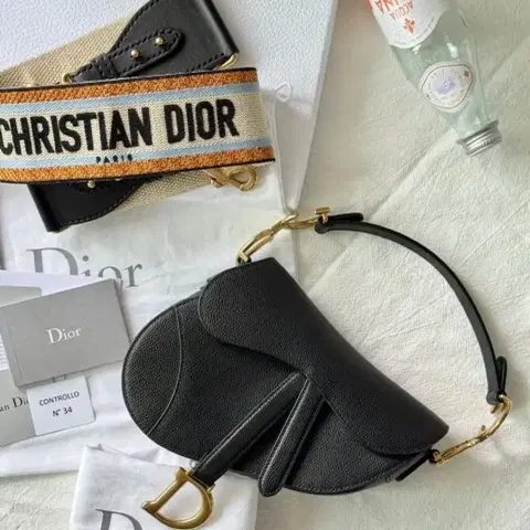 디올 새들백 미니 + 숄더 스트랩