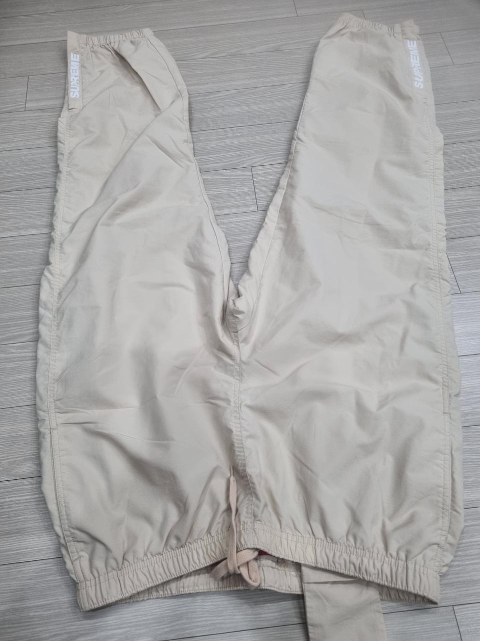 슈프림 트랙 팬츠 베이지