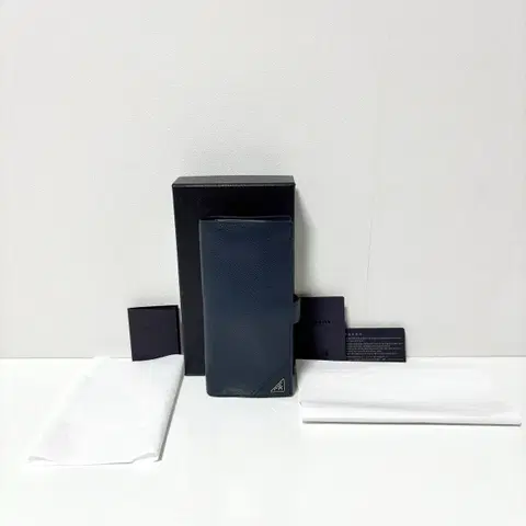 프라다 비텔로 그레인 폴딩 장지갑