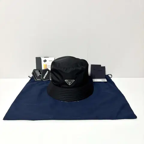 (새상품급) XL / 프라다 리나일론 버킷햇