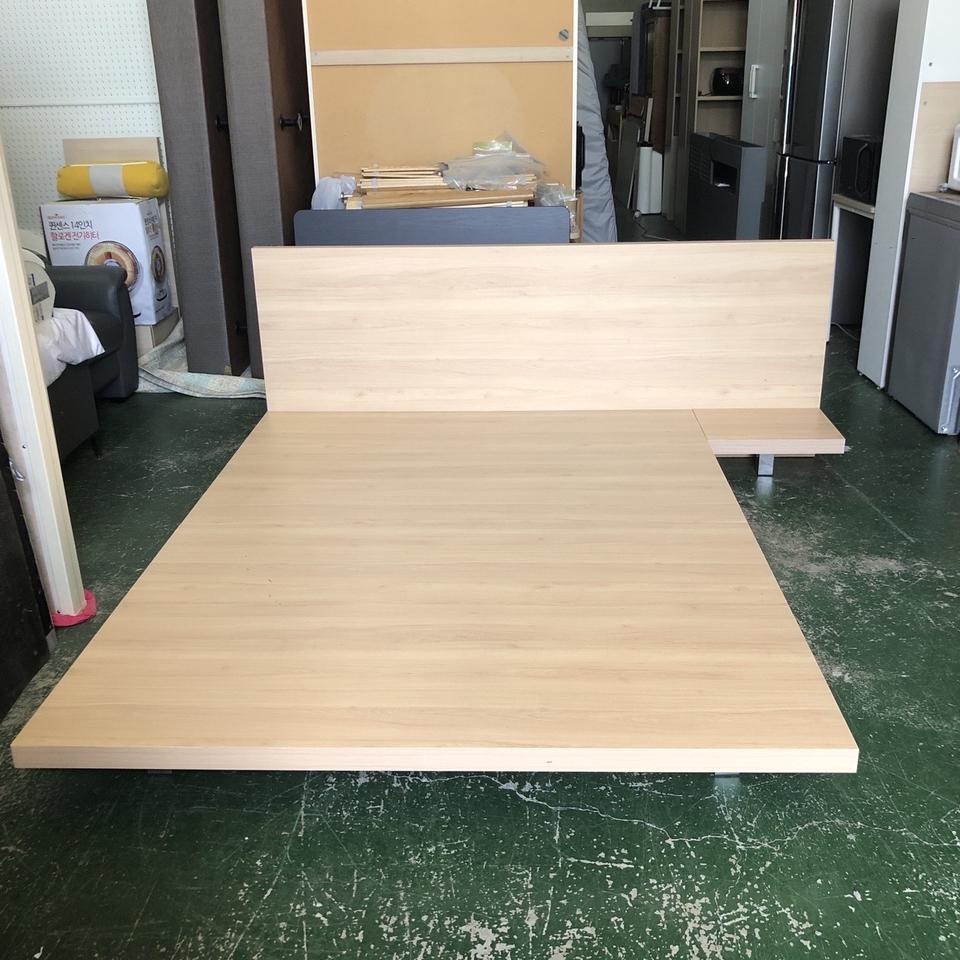 퀸사이즈 호텔식 저상형 침대프레임