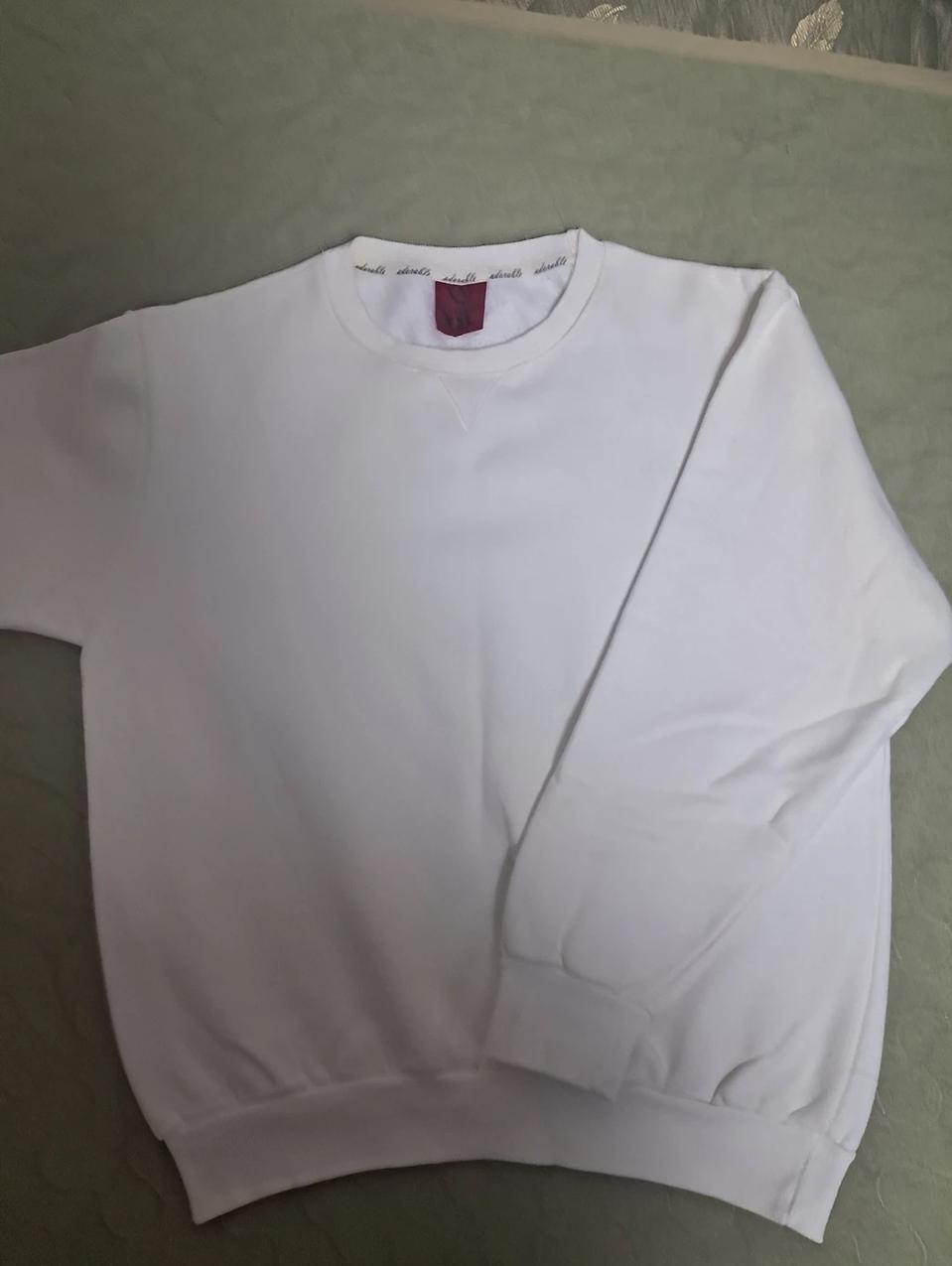 어도러블 XXL사이즈 기모맨투맨 팝니다