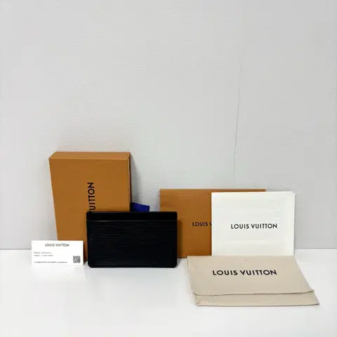 (새상품급) 루이비통 에피 레더 카드지갑