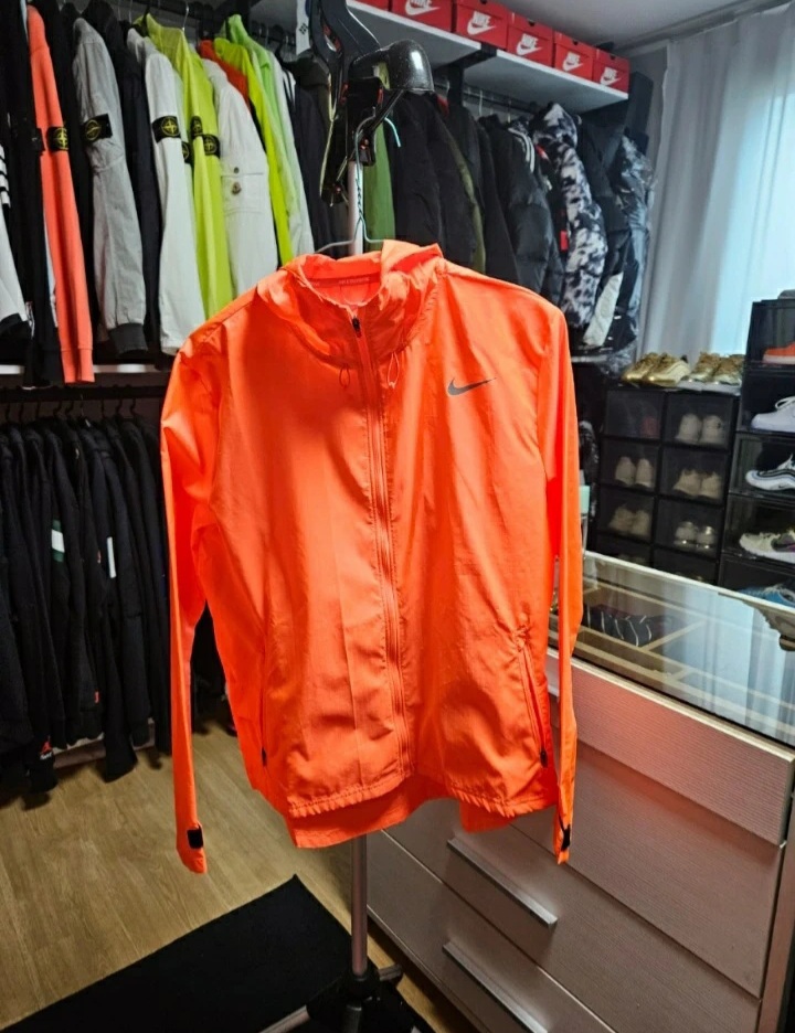 나이키 여성 바람막이쟈켓 새상품