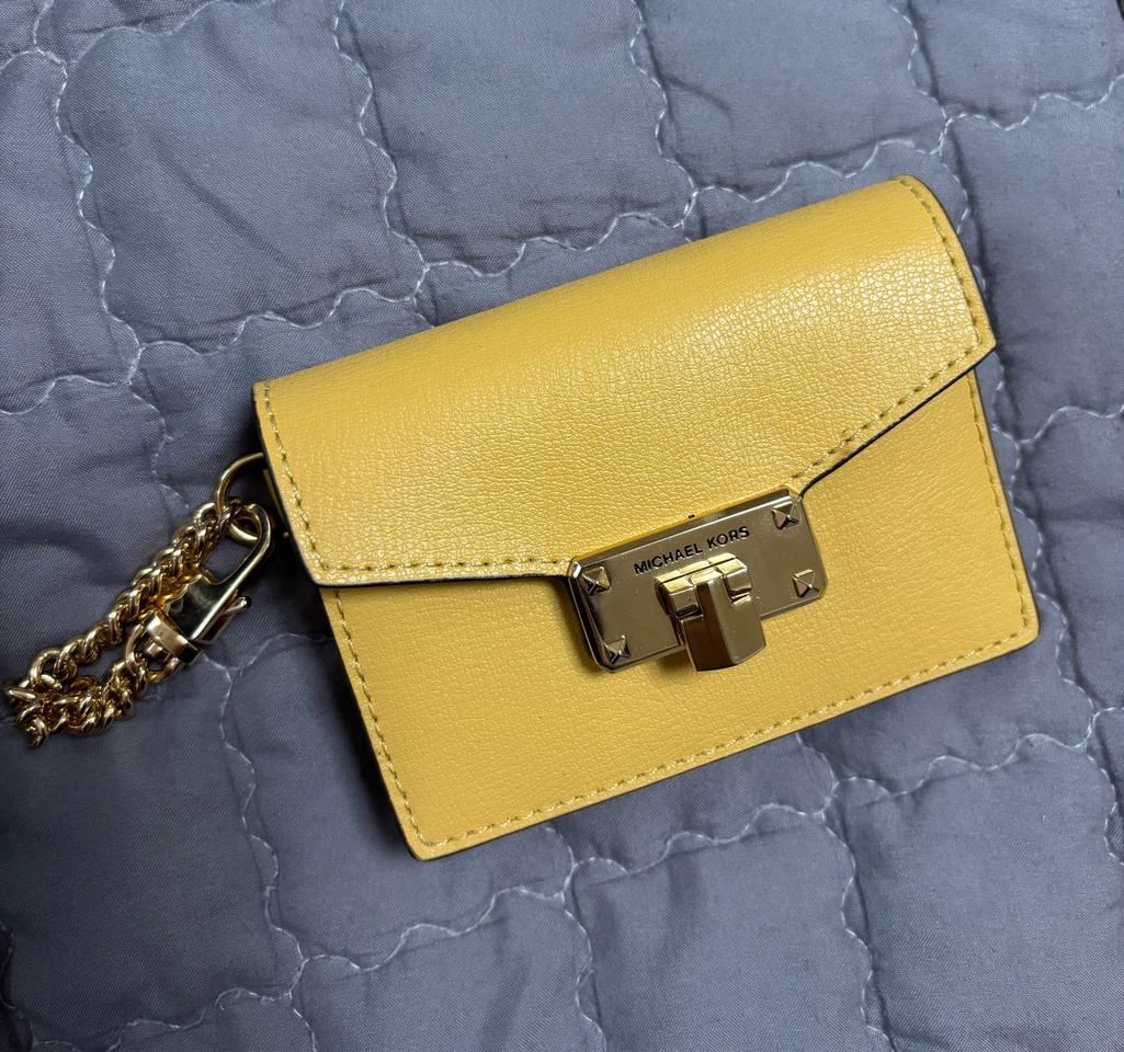 마이클코어스 아코디언 지갑