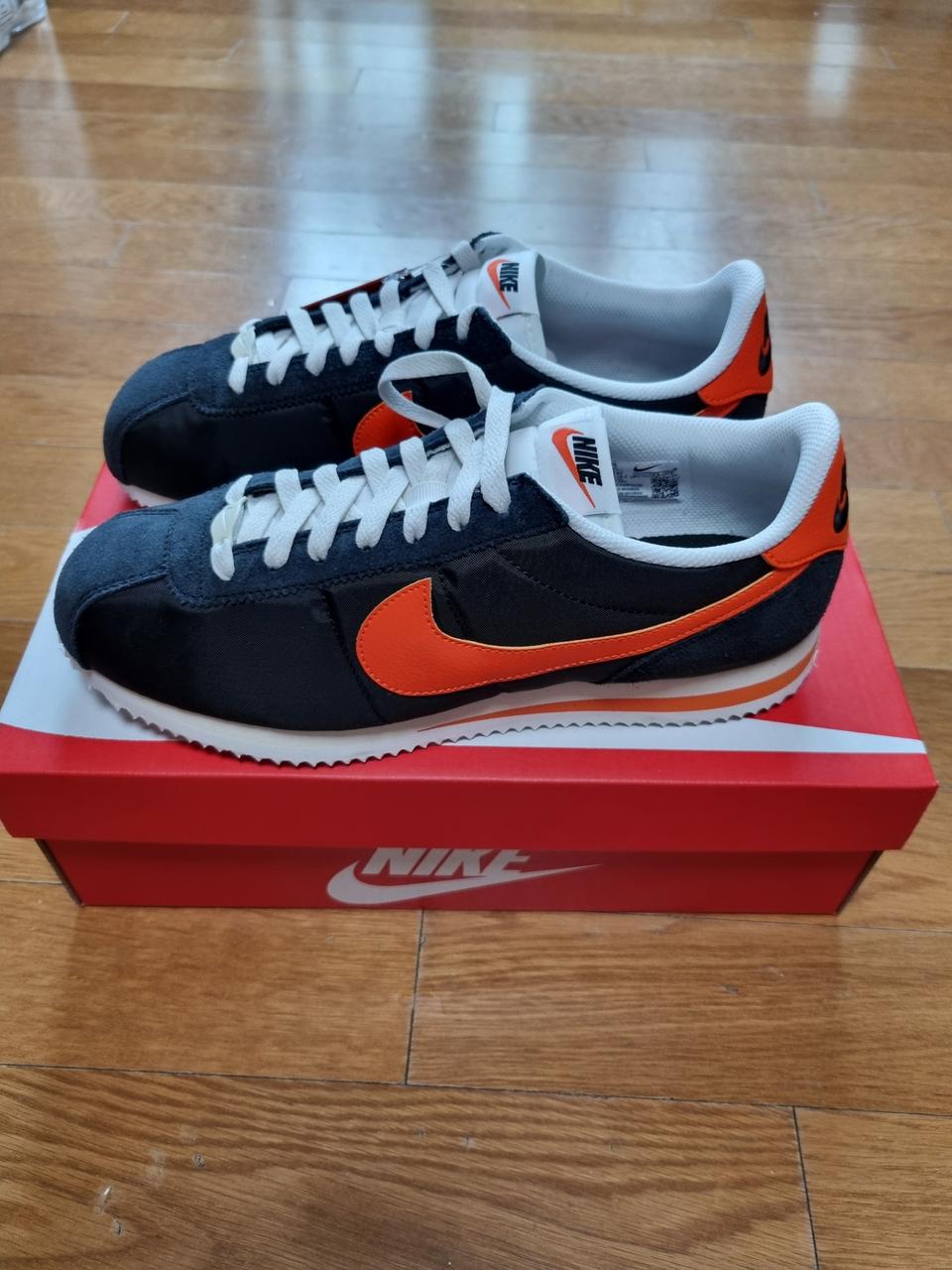 (안전결제.새상품)나이키 운동화  사이즈270