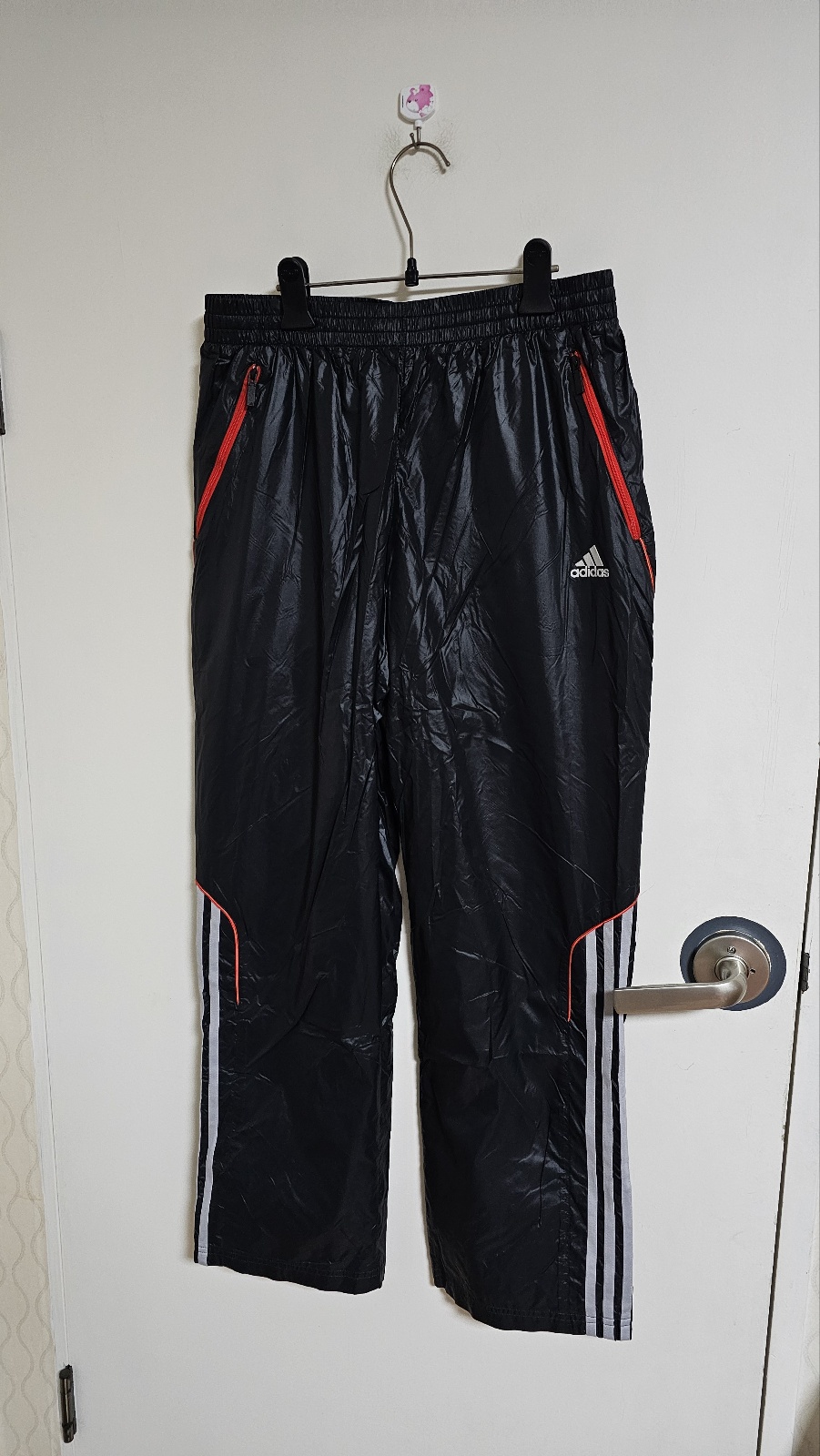 아디다스 우븐 트레이닝 팬츠 (524)