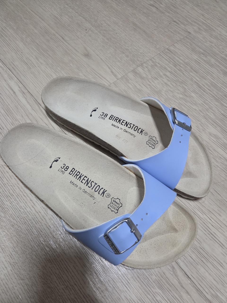 버켄스탁 마드리드38 245