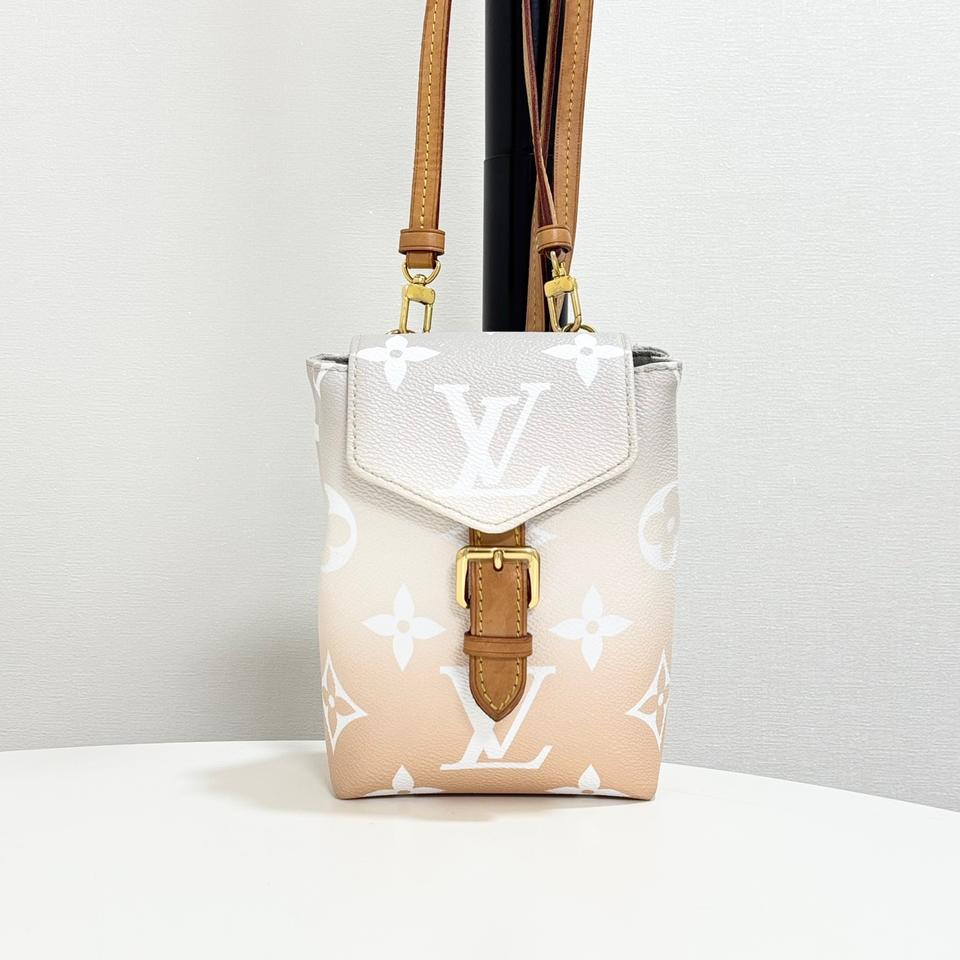 [OS]루이비통 타이니 그라데이션 미니백팩