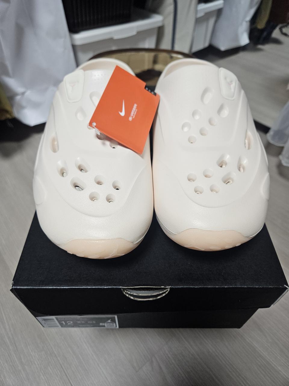 나이키 조던 롬 슬라이드 구아바 아이스 워시드 코랄 12사이즈300mm