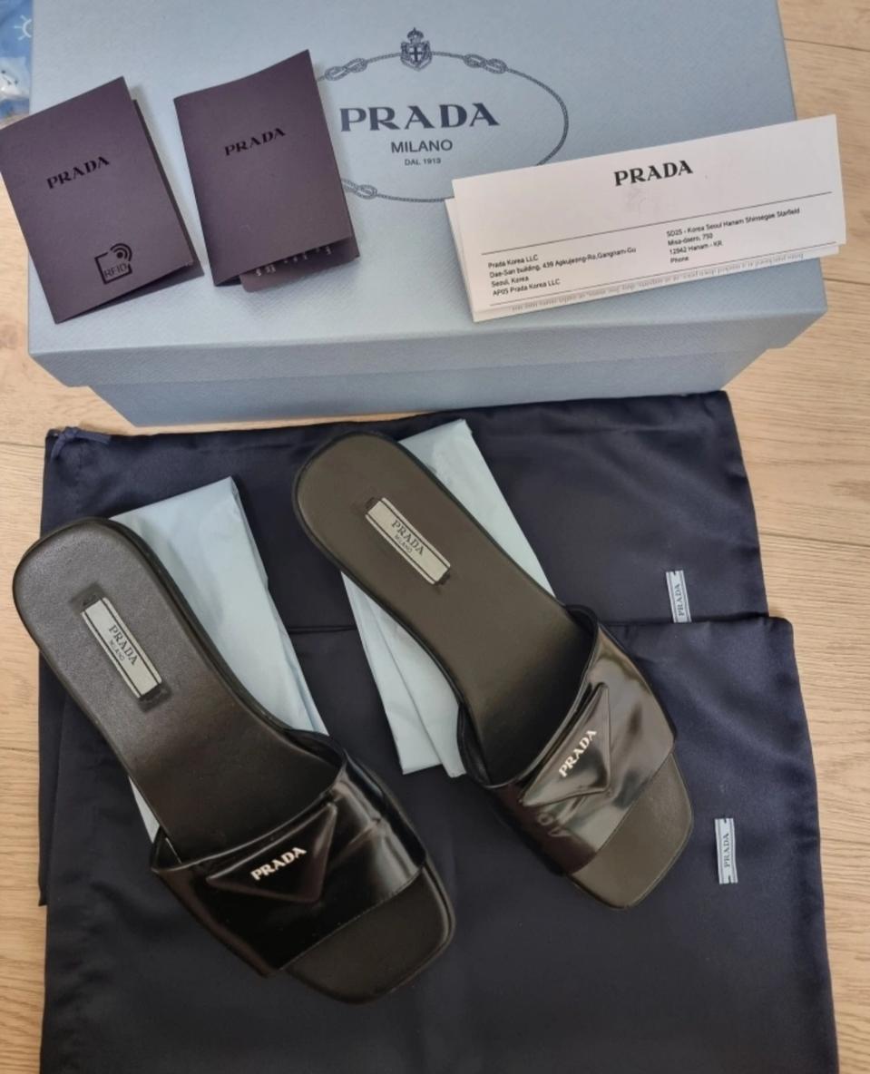 프라다 샌들 슬리퍼