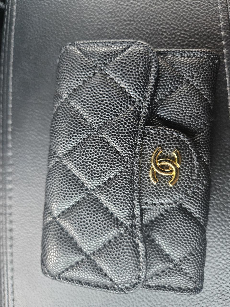 샤넬캐비어똑딱이 카드지갑