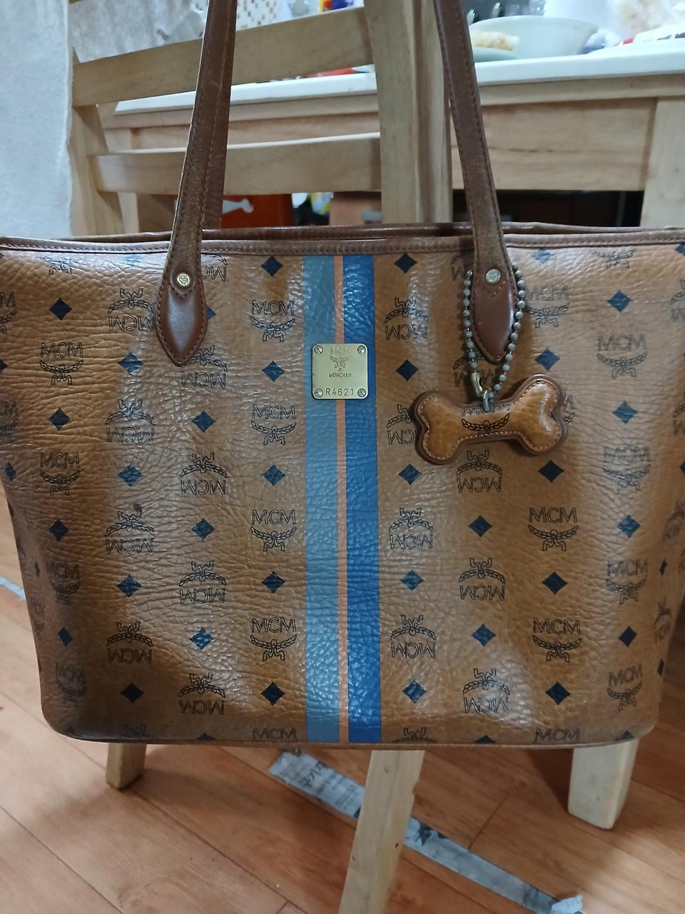 엠씨엠. 성주택잇는정품. 뼈다귀참 포함