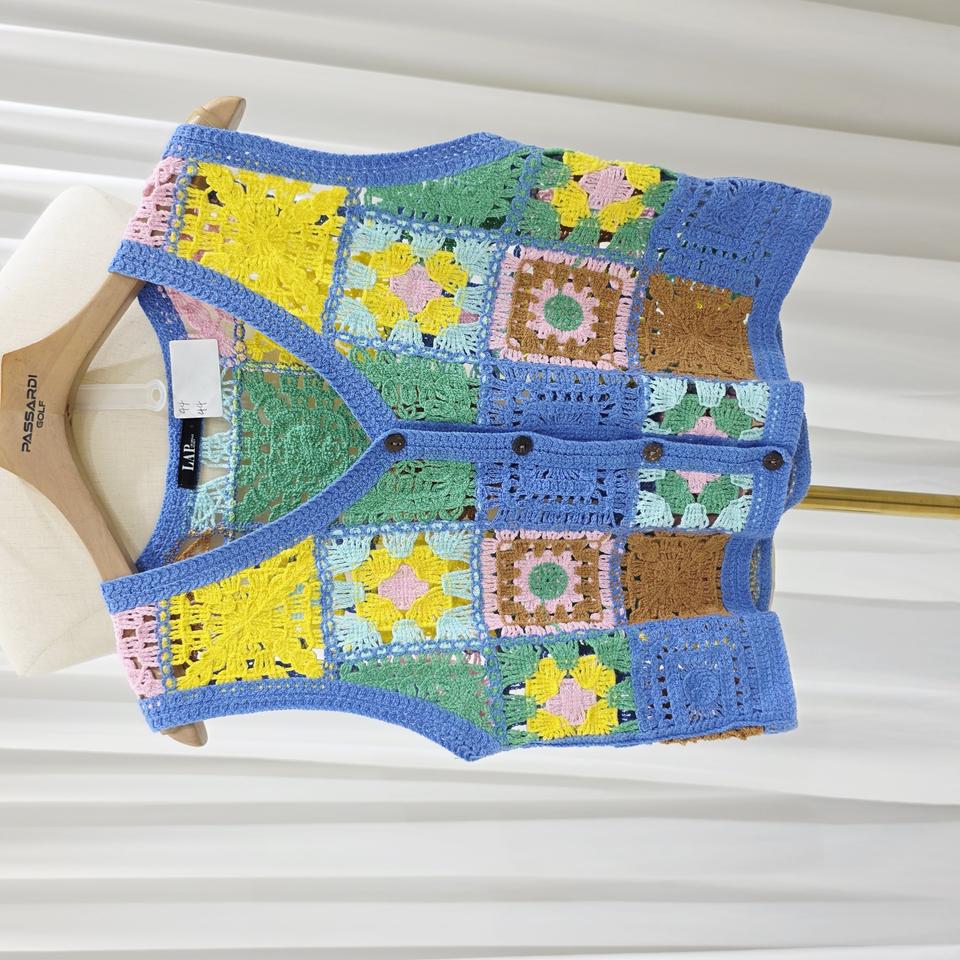 LAP 조각 니트 조끼