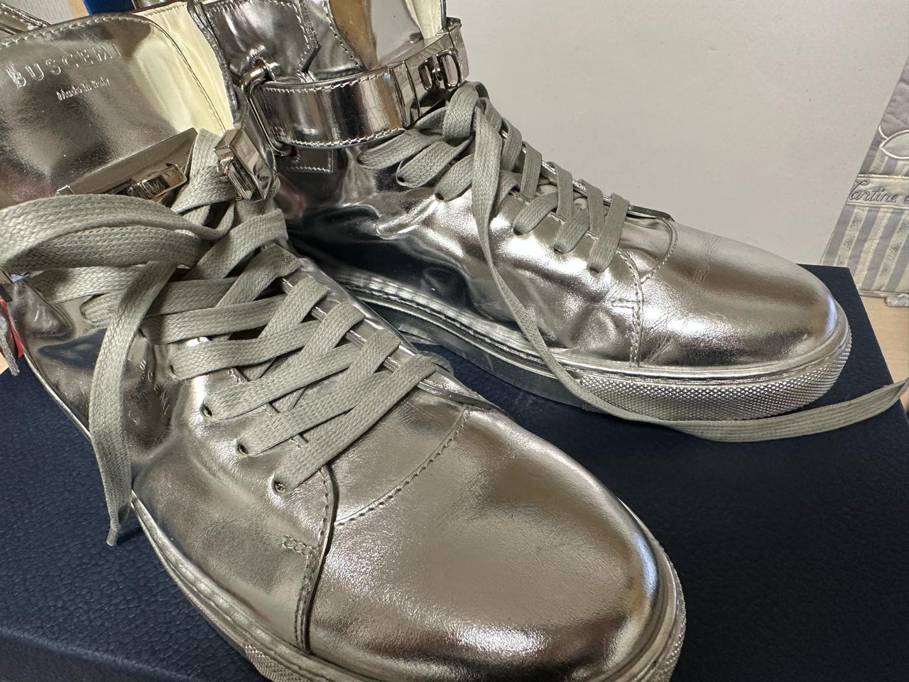 BUSCEMI 부셰미 은색 하이탑 스니커즈