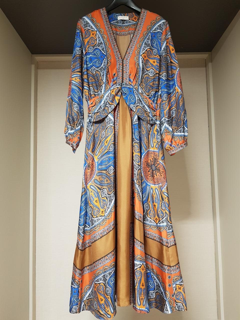 산드로 페이즐리 멀티프린트 실크 롱원피스