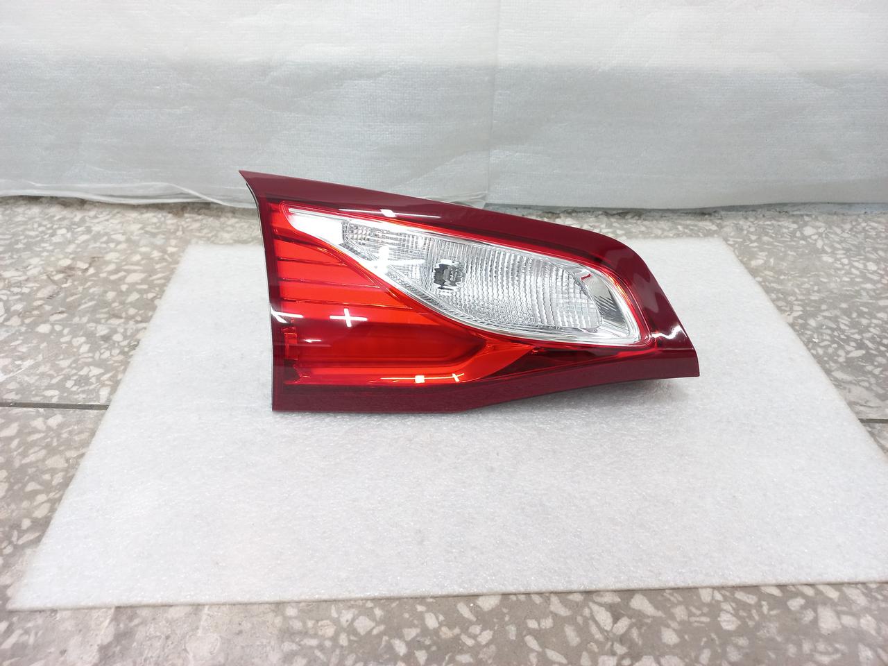 이쿼녹스 운전석 LED 트렁크등