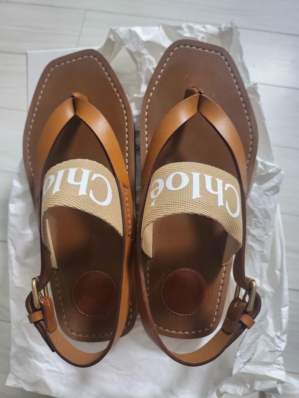 끌로에 우디샌들 37