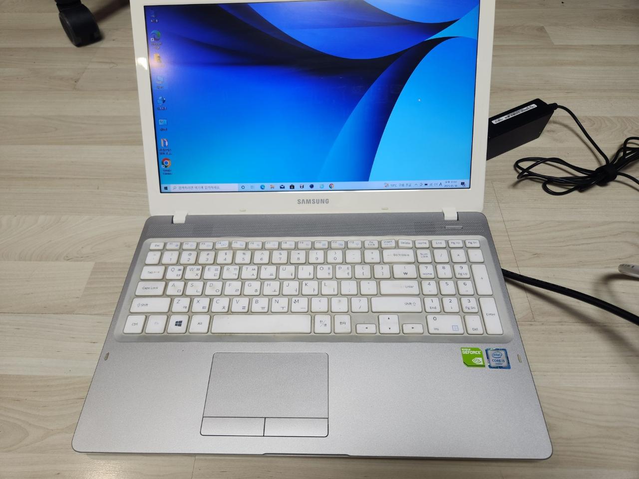 삼성노트북5 NT500R5L i5노트북팝니다