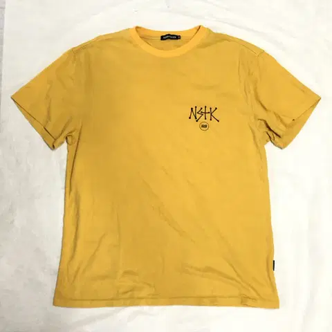 네스티킥 머스타드 반팔 M 스투시맛