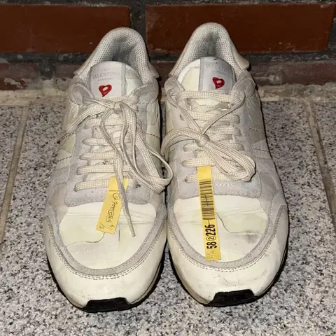 발렌티노 15fw 리미티드 lamour 하트 스니커즈 41 260