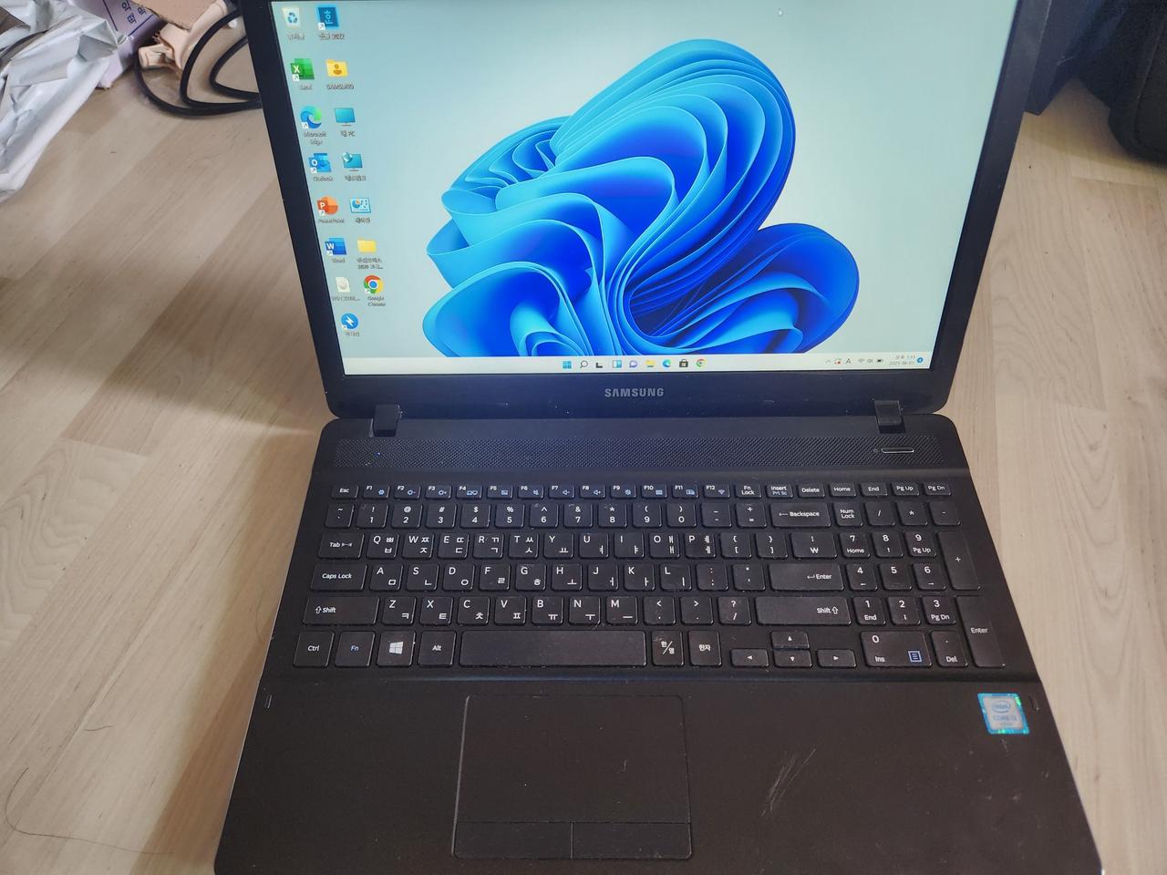 삼성노트북3 NT371B5L i3노트북팝니다