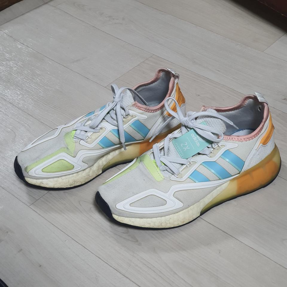 아디다스 ZX 2K 부스트 운동화 235