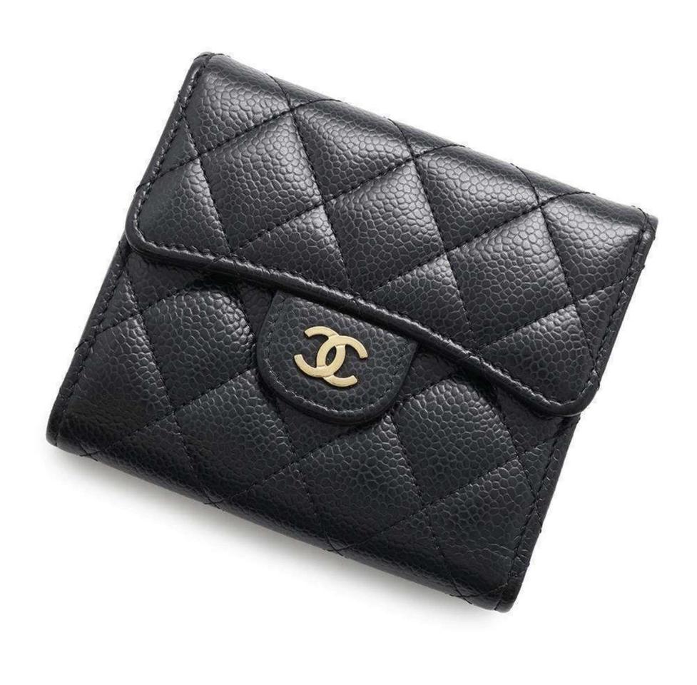 샤넬 클래식 트라이폴드 플립 지갑 월렛 블랙 캐비어