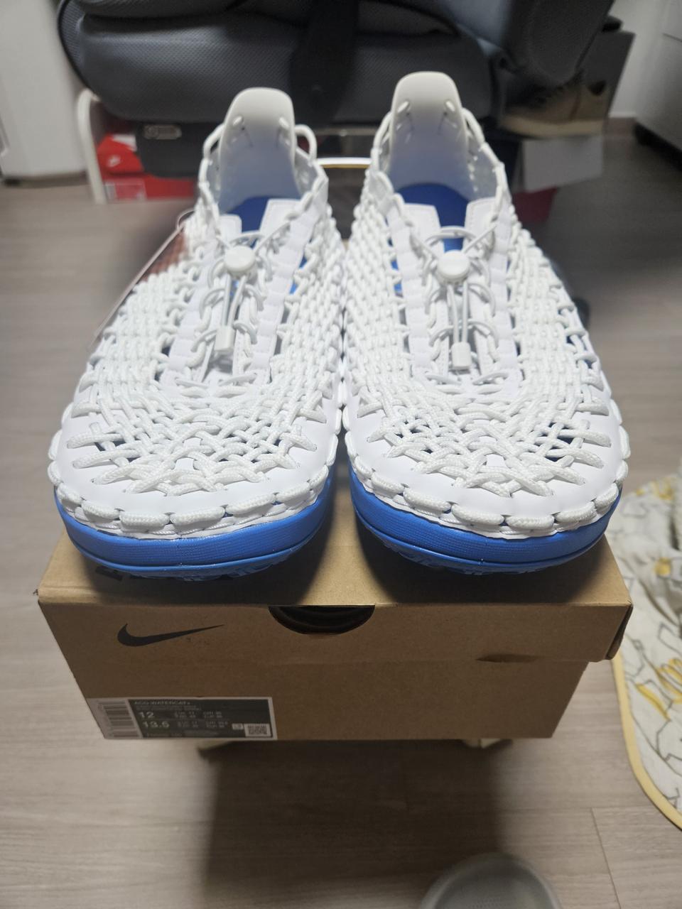 나이키매장판새상품ACG워터캣+서밋화이트12사이즈300mm