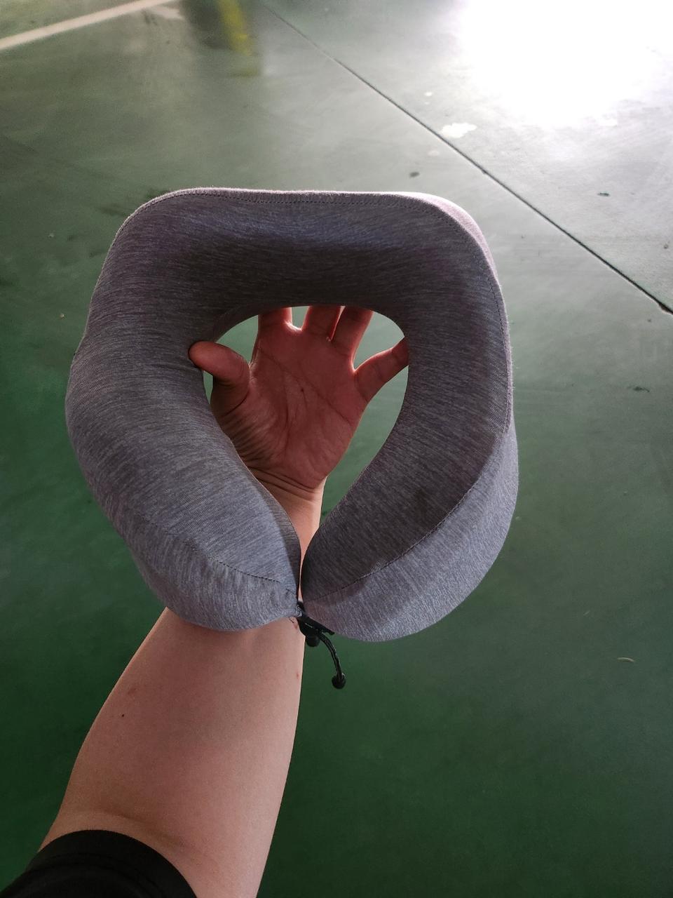 Airia living 여행용 쿨링 목베개 팝니다.