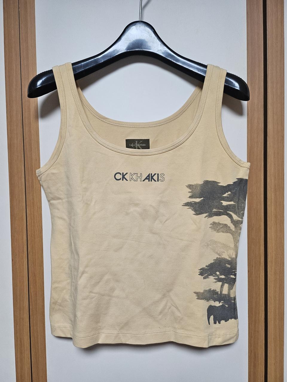 켈빈클라이 민소매 나시