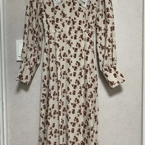 프릴 빅카라 플라워 맥시 롱 원피스 싸개단추 콩단추