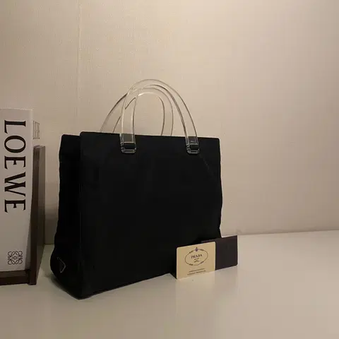 PRADA / 빈티지 프라다 삼각로고 포코노 블랙 나일론 토트백