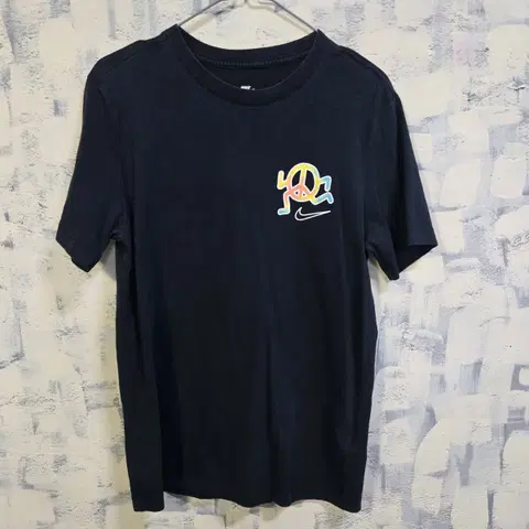 나이키 스우시 라운드 반팔티 M