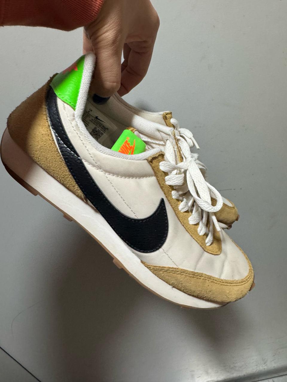 나이키데이브레이크255