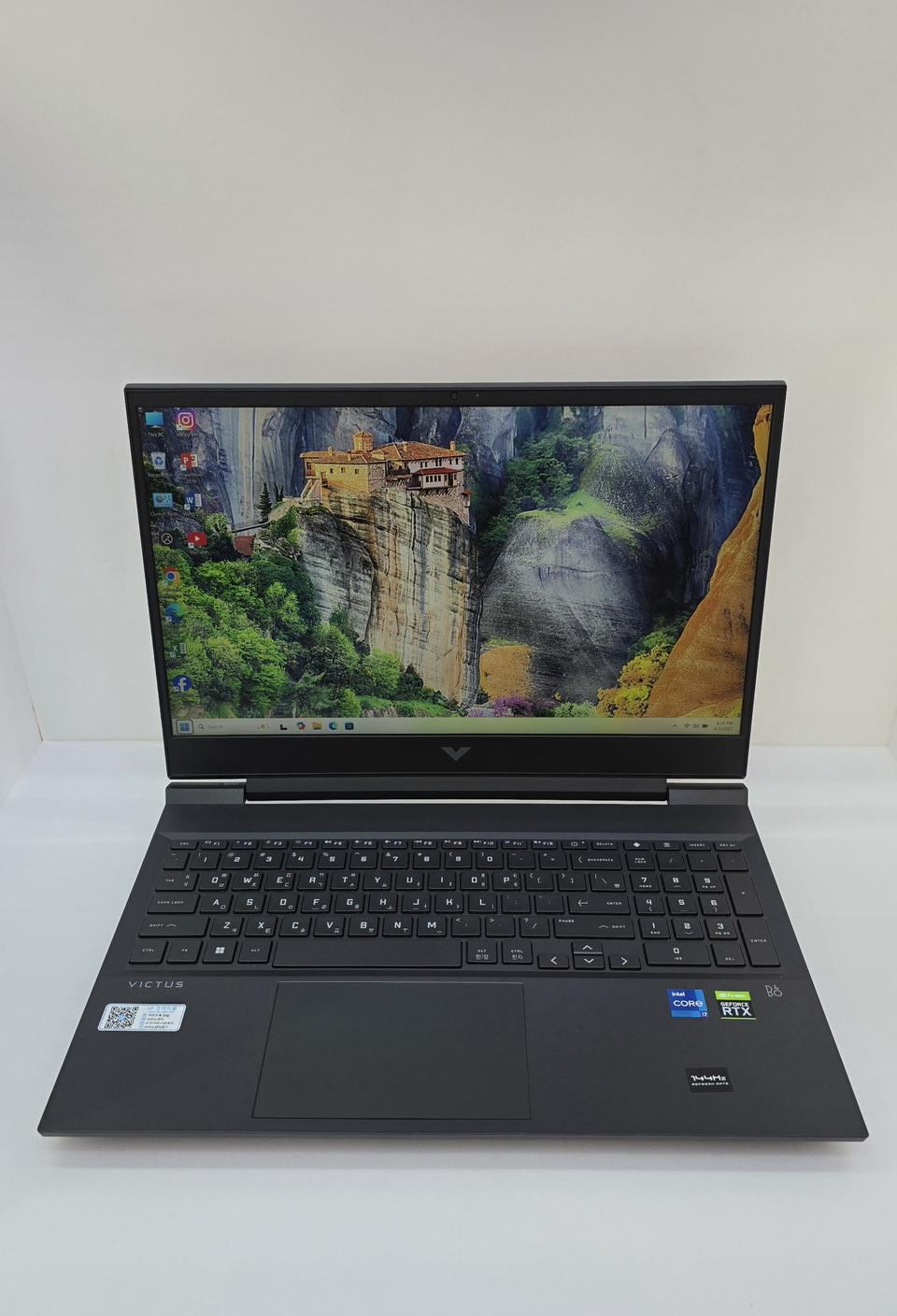 HP 빅터스 게이밍 노트북 (중고)