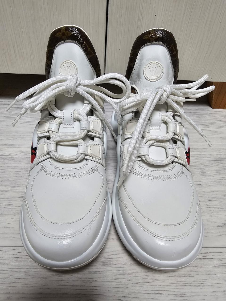 정품 여성 루이비통 게임온 아치라이트 37